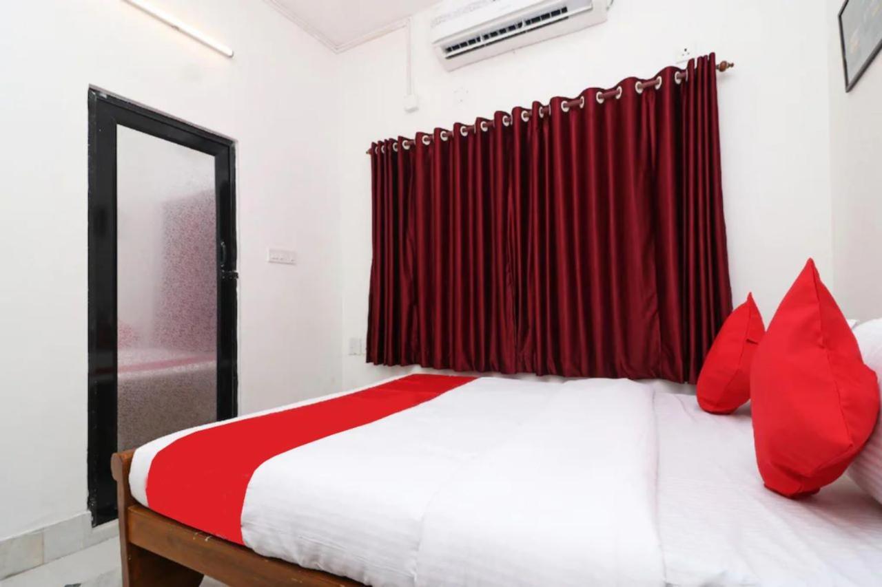 Goroomgo Hotel Manurama Ruby 加尔各答 外观 照片